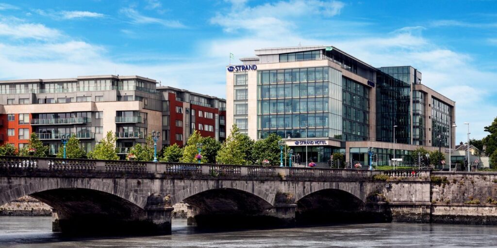 LSH-Exterior-Image-Master-1366x768-fp_mm-fpoff_0_0